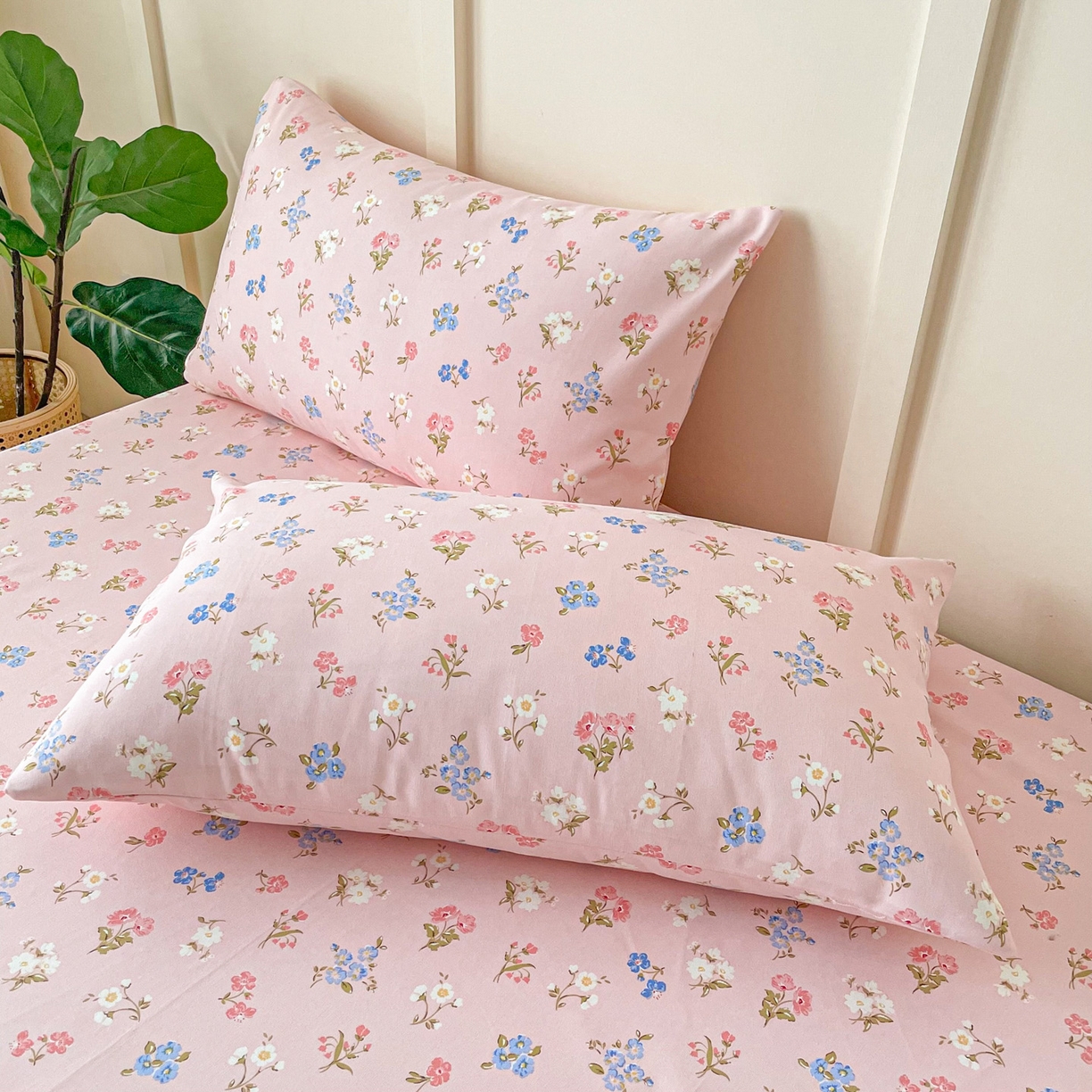 91家纺网 家纺一手货源 找家纺 首爱家纺2025新款花边款老粗布床单 兰恋花