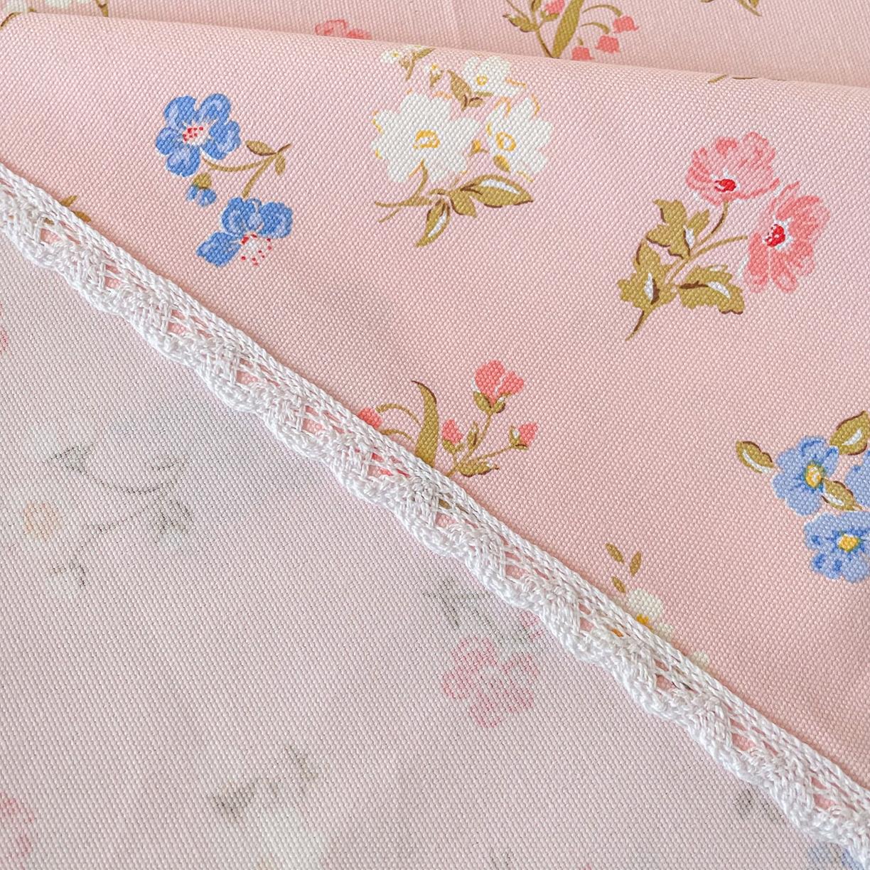 91家纺网 家纺一手货源 找家纺 首爱家纺2025新款花边款老粗布床单 兰恋花