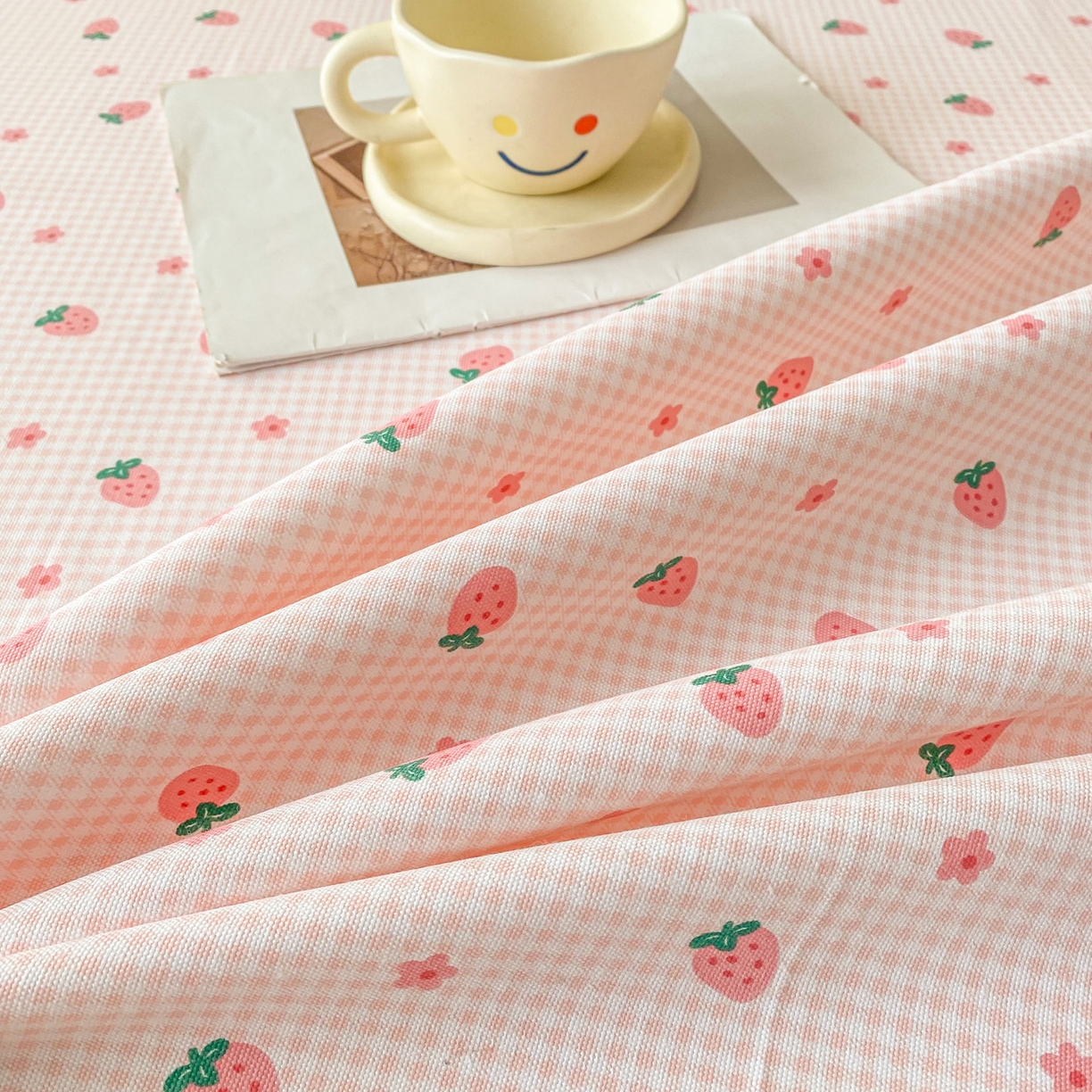 91家纺网 家纺一手货源 找家纺 首爱家纺2025新款花边款老粗布床单 莓莓果