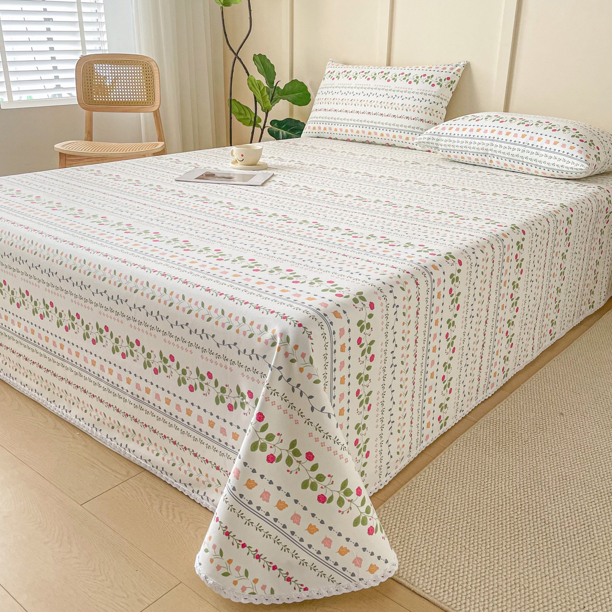 91家纺网 家纺一手货源 找家纺 首爱家纺2025新款花边款老粗布床单 小玫瑰