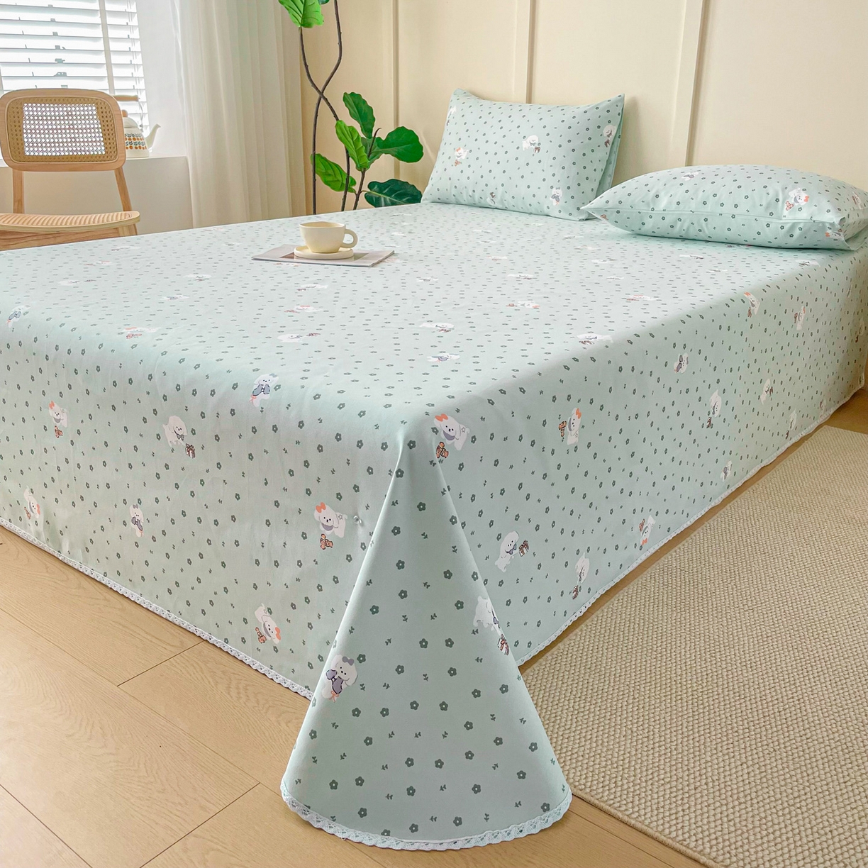 91家纺网 家纺一手货源 找家纺 首爱家纺2025新款花边款老粗布床单 幸运汪汪