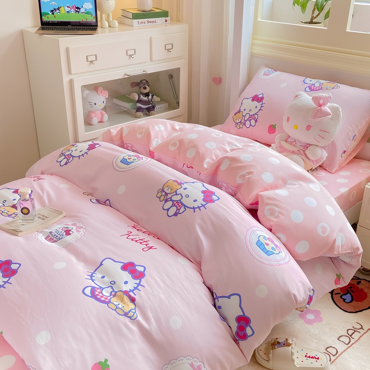 91家纺网 家纺一手货源 找家纺 博雅 2025春夏新款三丽鸥全棉纯棉卡通学生宿舍三件套上下铺三件套-小版 草莓蛋糕KT