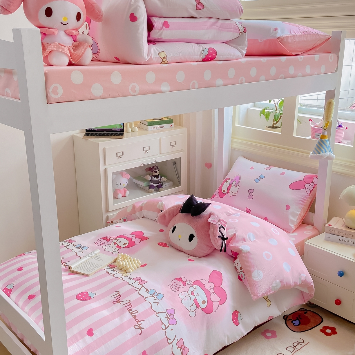 91家纺网 家纺一手货源 找家纺 博雅 2025春夏新款三丽鸥全棉纯棉卡通学生宿舍三件套上下铺三件套-小版 草莓条纹美乐蒂