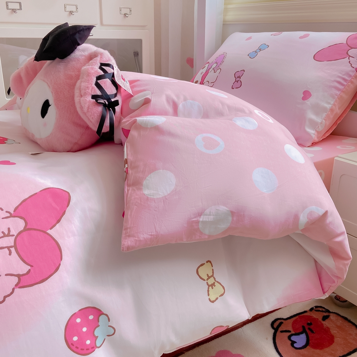 91家纺网 家纺一手货源 找家纺 博雅 2025春夏新款三丽鸥全棉纯棉卡通学生宿舍三件套上下铺三件套-小版 草莓条纹美乐蒂