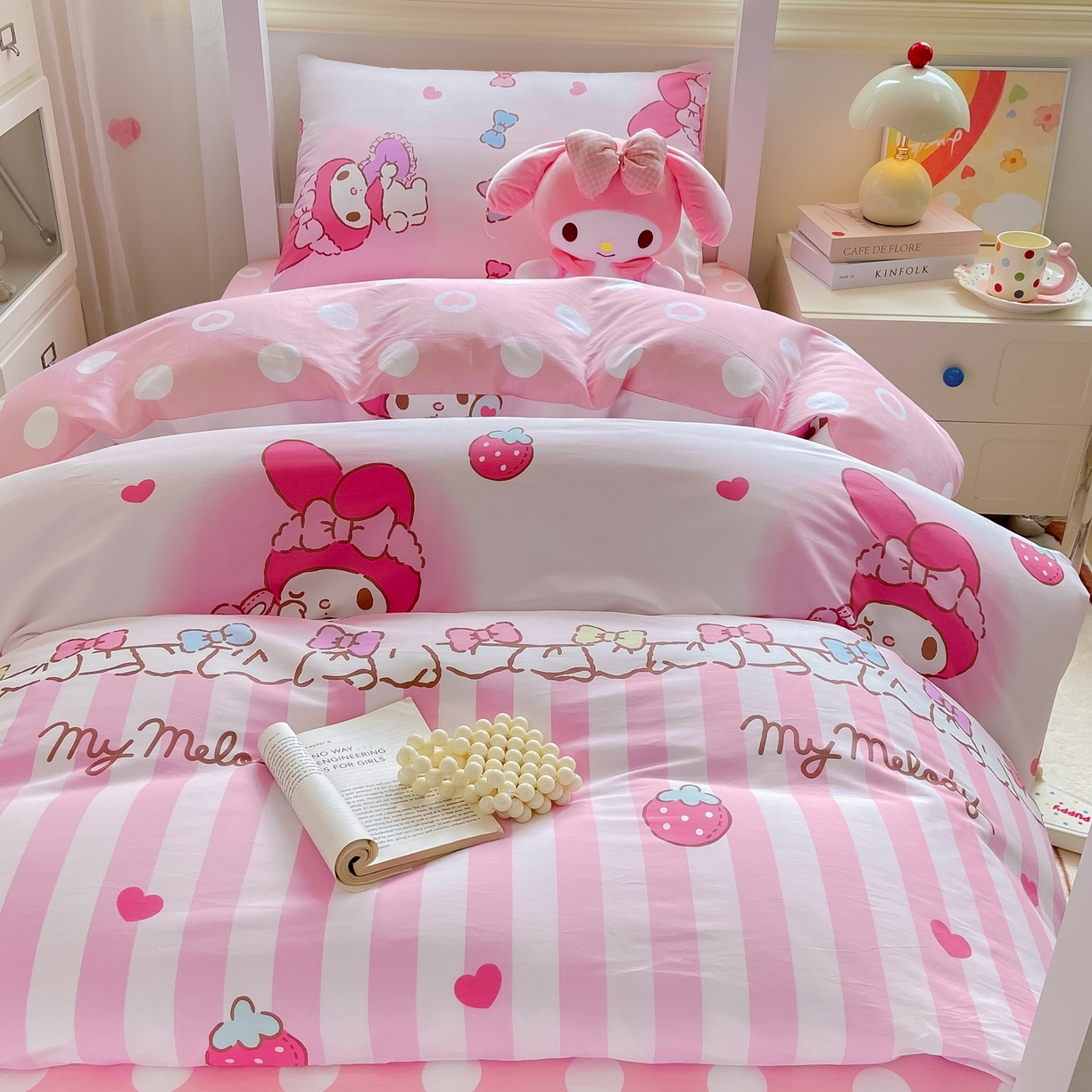 91家纺网 家纺一手货源 找家纺 博雅 2025春夏新款三丽鸥全棉纯棉卡通学生宿舍三件套上下铺三件套-小版 草莓条纹美乐蒂