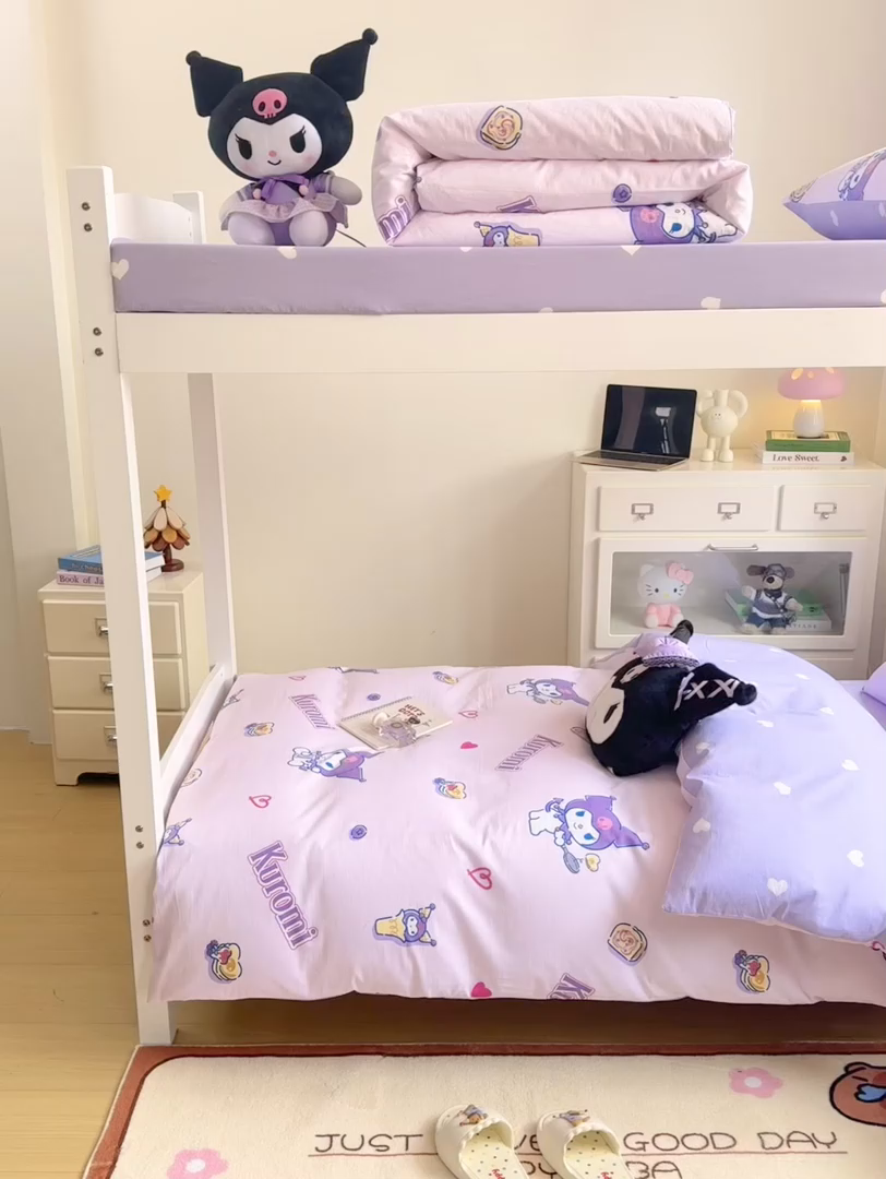 91家纺网 家纺一手货源 找家纺 博雅 2025春夏新款三丽鸥全棉纯棉卡通学生宿舍三件套上下铺三件套-小版 多彩库洛米