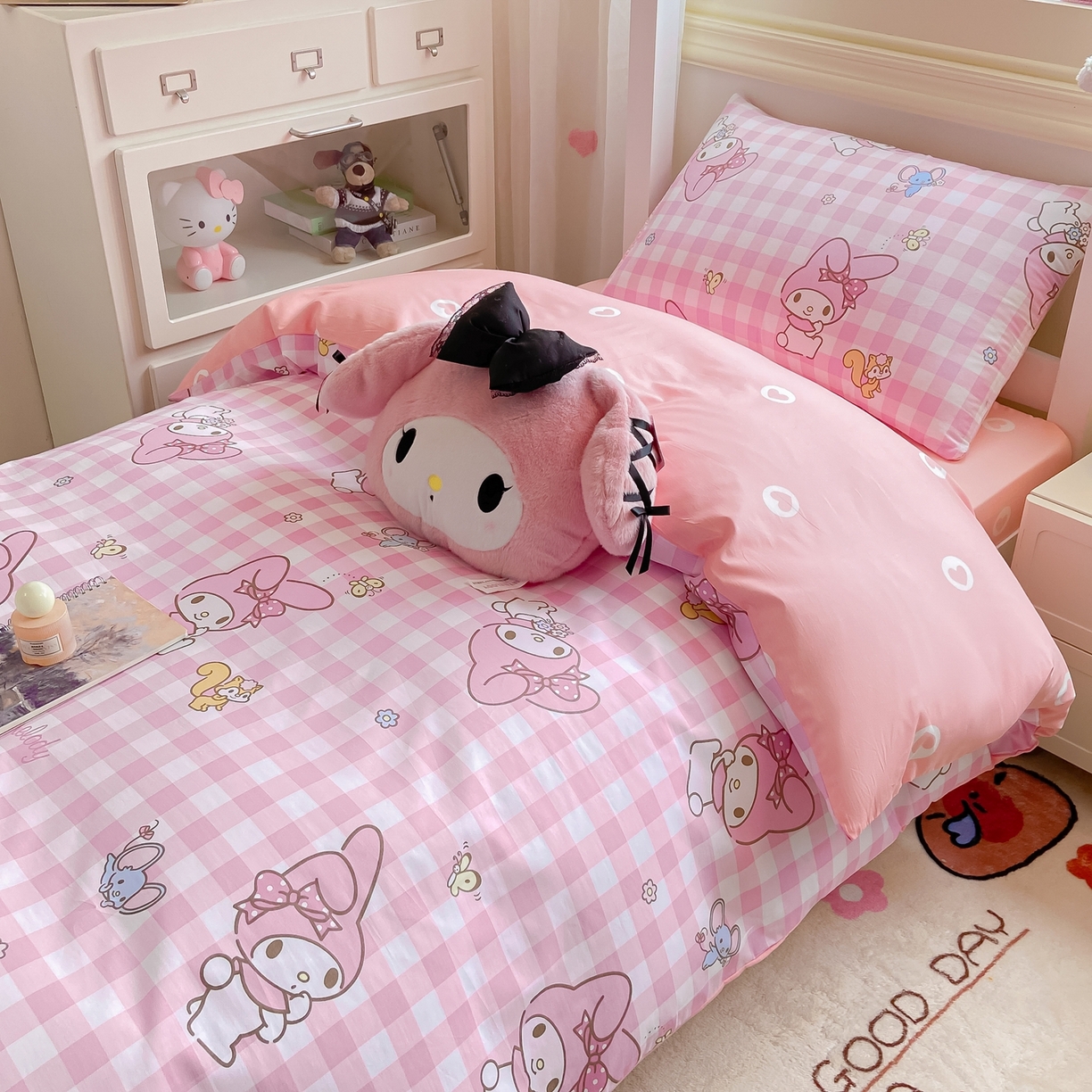 91家纺网 家纺一手货源 找家纺 博雅 2025春夏新款三丽鸥全棉纯棉卡通学生宿舍三件套上下铺三件套-小版 粉格美乐蒂