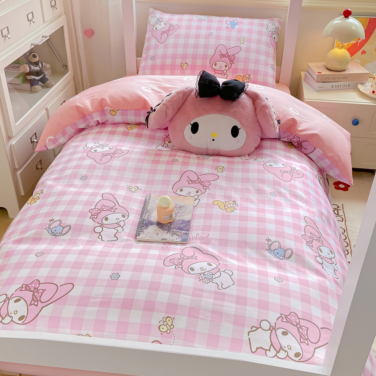 91家纺网 家纺一手货源 找家纺 博雅 2025春夏新款三丽鸥全棉纯棉卡通学生宿舍三件套上下铺三件套-小版 粉格美乐蒂