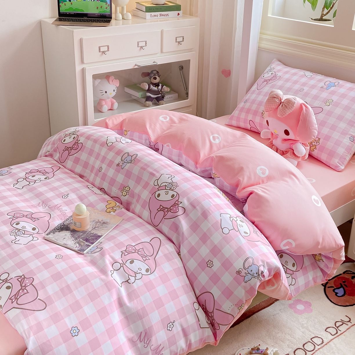 91家纺网 家纺一手货源 找家纺 博雅 2025春夏新款三丽鸥全棉纯棉卡通学生宿舍三件套上下铺三件套-小版 粉格美乐蒂