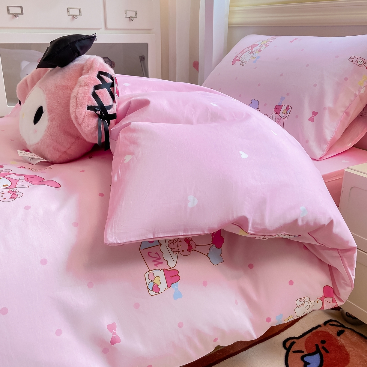 91家纺网 家纺一手货源 找家纺 博雅 2025春夏新款三丽鸥全棉纯棉卡通学生宿舍三件套上下铺三件套-小版 粉色点点美乐蒂