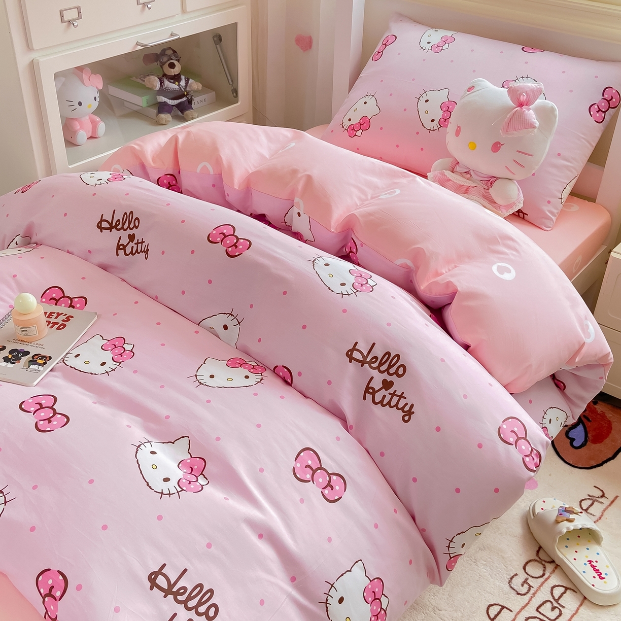 91家纺网 家纺一手货源 找家纺 博雅 2025春夏新款三丽鸥全棉纯棉卡通学生宿舍三件套上下铺三件套-小版 粉色蝴蝶结KT