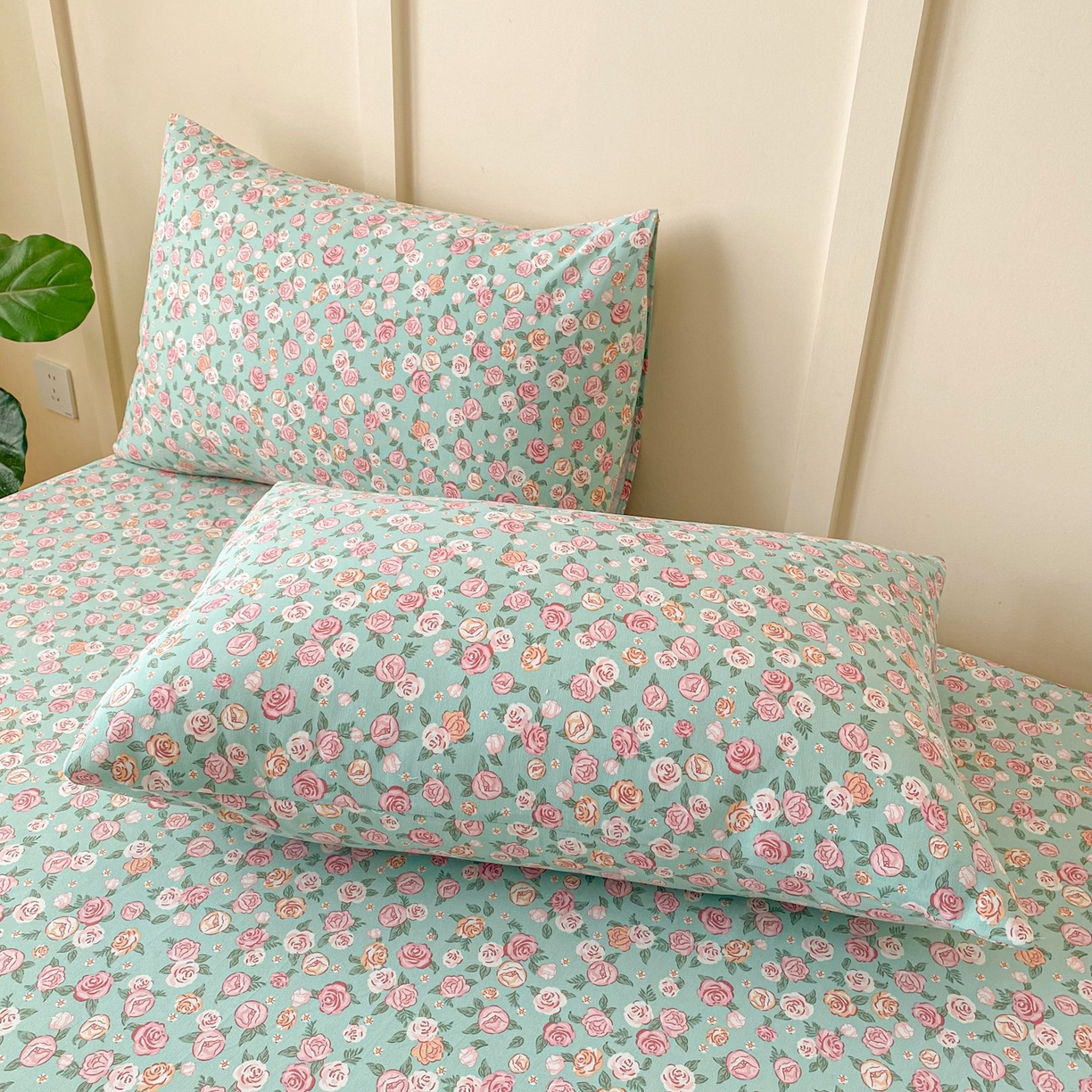 91家纺网 家纺一手货源 找家纺 棉乐町2025新款花边款老粗布床单 花曼