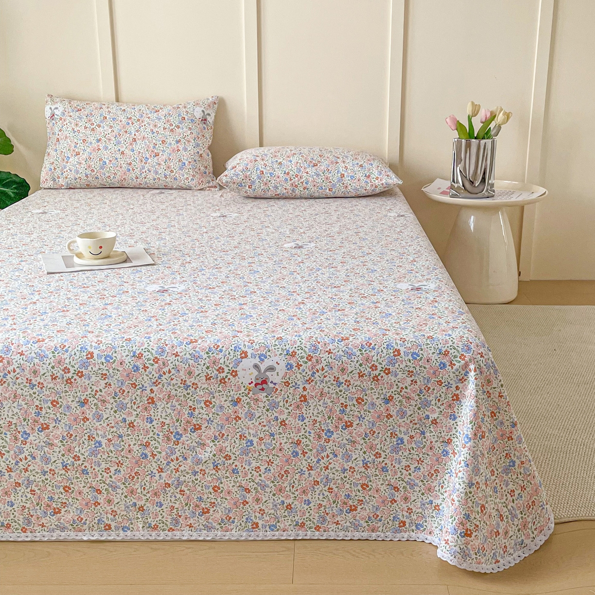 91家纺网 家纺一手货源 找家纺 棉乐町2025新款花边款老粗布床单 花语兔