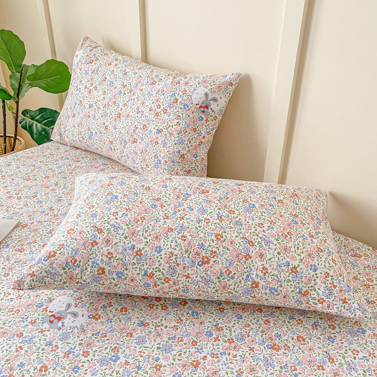 91家纺网 家纺一手货源 找家纺 棉乐町2025新款花边款老粗布床单 花语兔