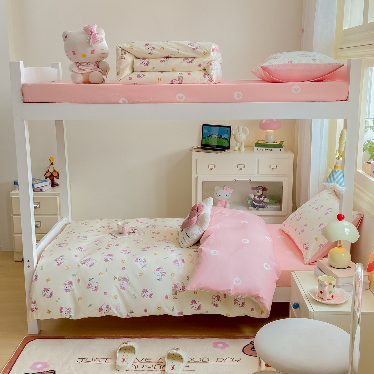 91家纺网 家纺一手货源 找家纺 博雅 2025春夏新款三丽鸥全棉纯棉卡通学生宿舍三件套上下铺三件套-小版 可爱KT