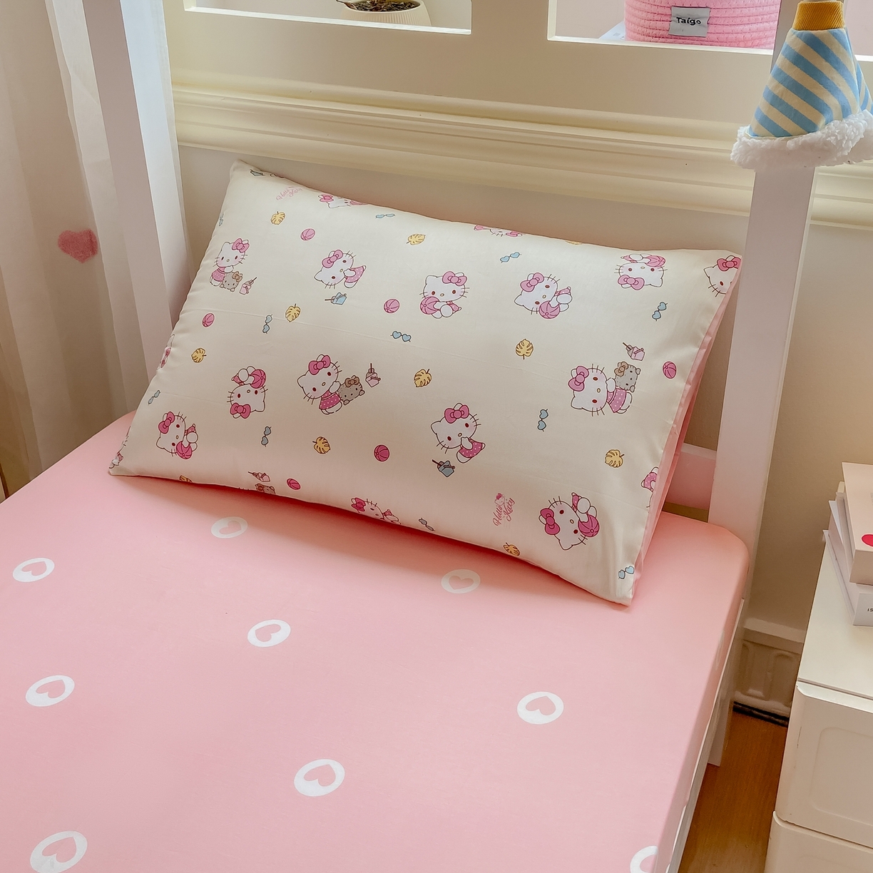 91家纺网 家纺一手货源 找家纺 博雅 2025春夏新款三丽鸥全棉纯棉卡通学生宿舍三件套上下铺三件套-小版 可爱KT