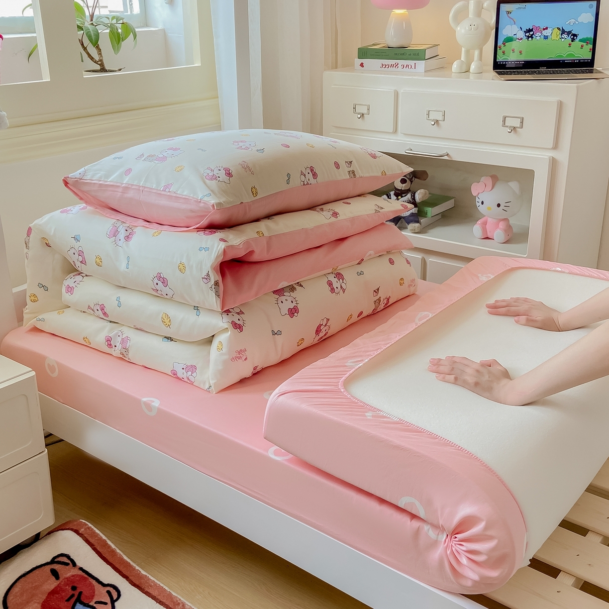 91家纺网 家纺一手货源 找家纺 博雅 2025春夏新款三丽鸥全棉纯棉卡通学生宿舍三件套上下铺三件套-小版 可爱KT