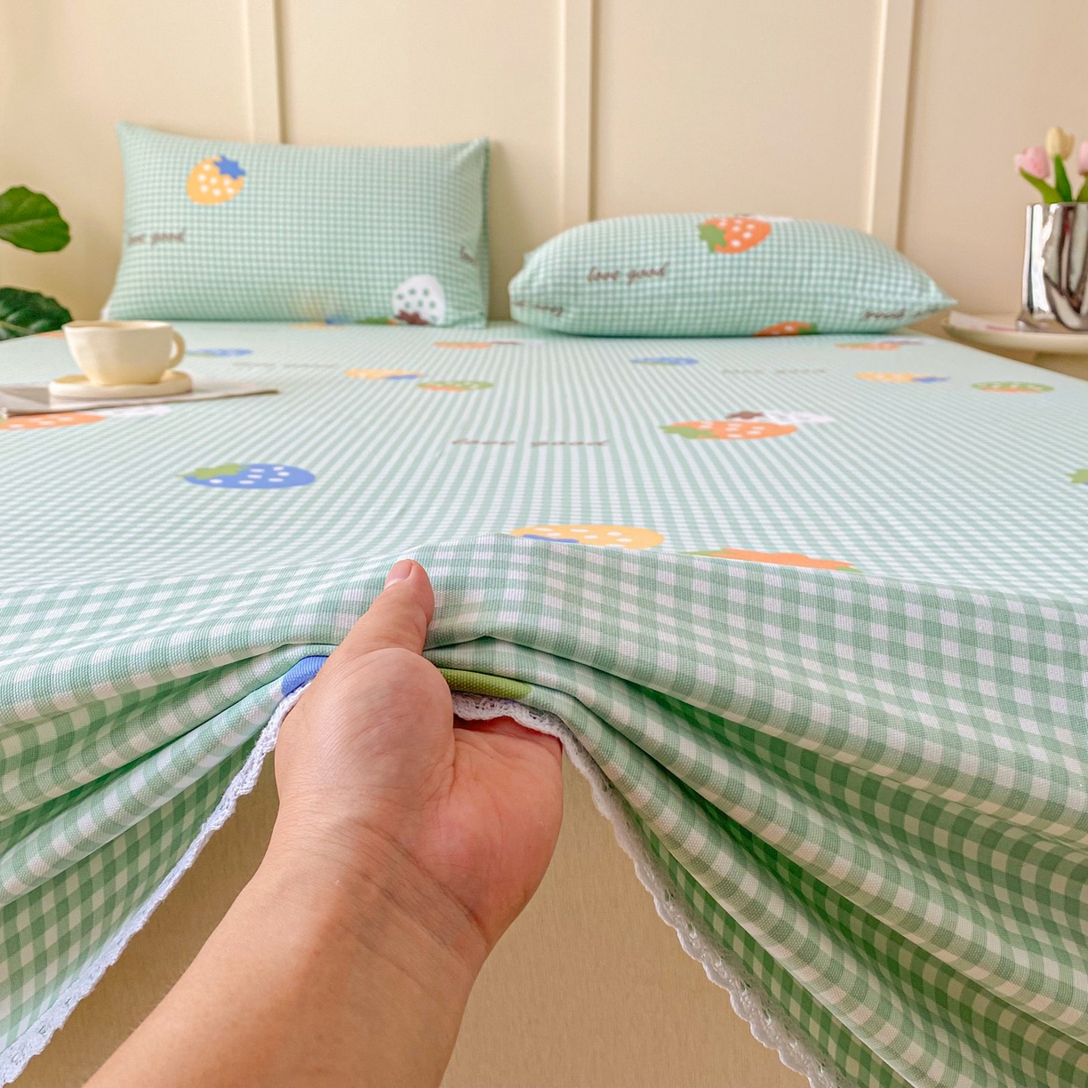 91家纺网 家纺一手货源 找家纺 棉乐町2025新款花边款老粗布床单 绿梅果