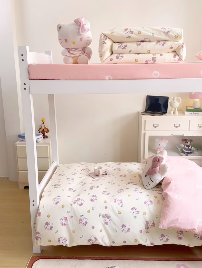 91家纺网 家纺一手货源 找家纺 博雅 2025春夏新款三丽鸥全棉纯棉卡通学生宿舍三件套上下铺三件套-小版 可爱KT