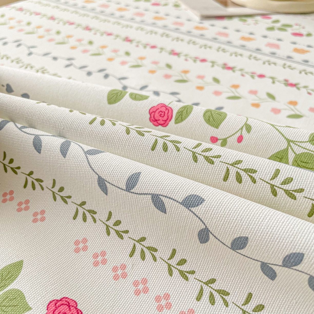 91家纺网 家纺一手货源 找家纺 棉乐町2025新款花边款老粗布床单 小玫瑰