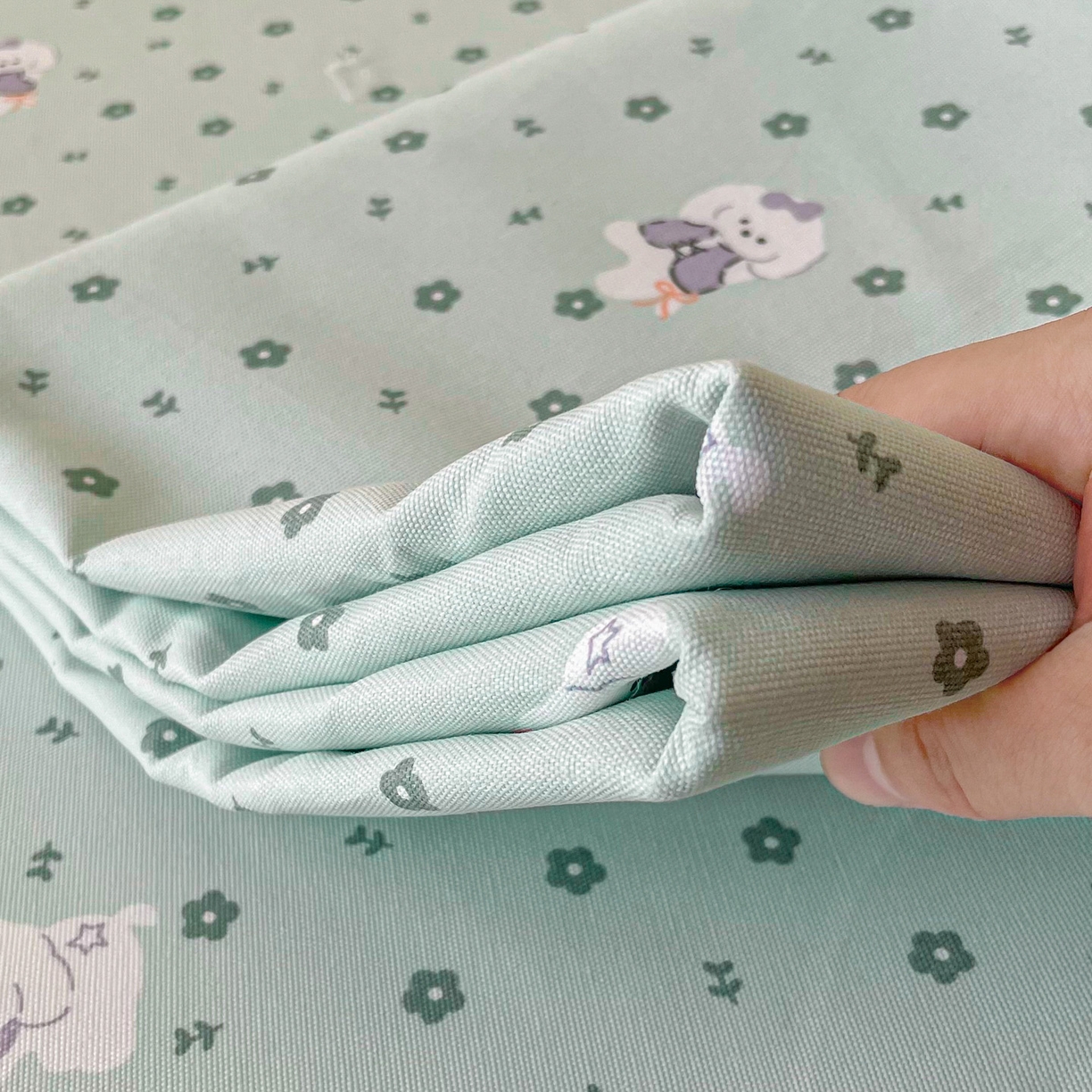 91家纺网 家纺一手货源 找家纺 棉乐町2025新款花边款老粗布床单 幸运汪汪