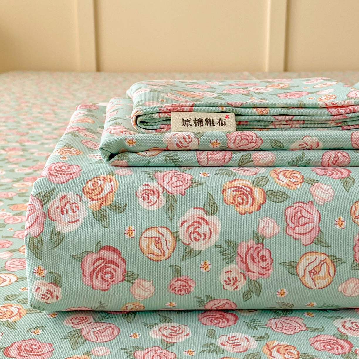 91家纺网 家纺一手货源 找家纺 金泰莱2025新款花边款老粗布床单 花曼