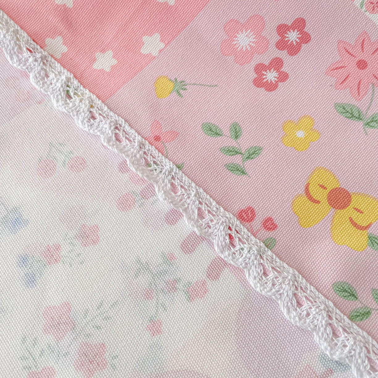 91家纺网 家纺一手货源 找家纺 金泰莱2025新款花边款老粗布床单 蔓塔花园