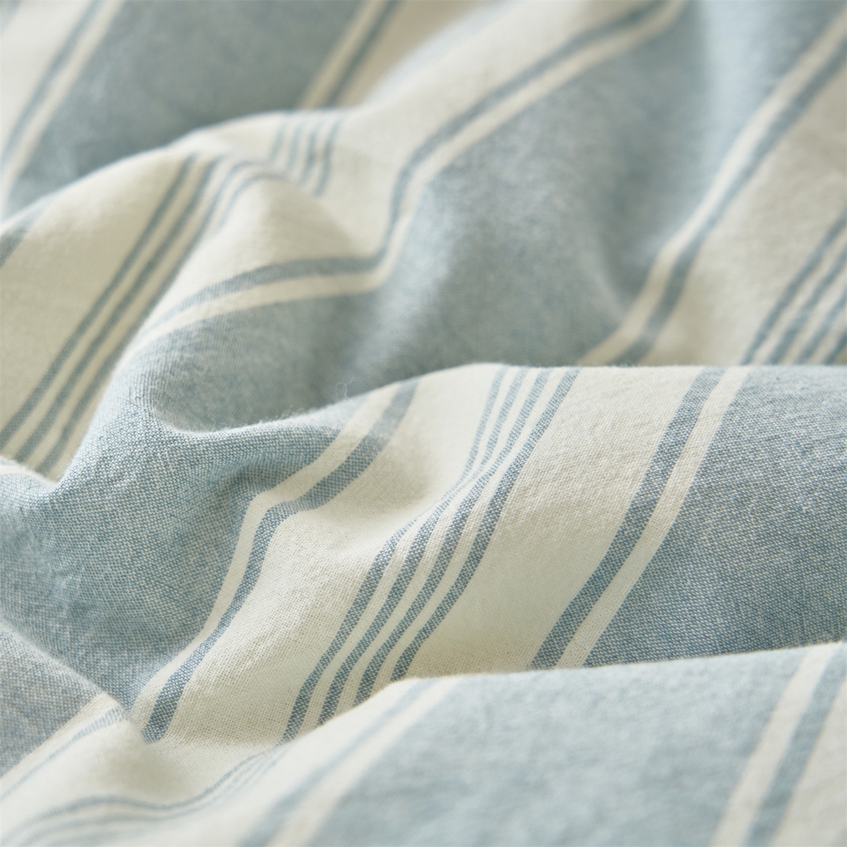 91家纺网 家纺一手货源 找家纺 恬思语家纺 2025秋冬新款色织格子里外全棉棉花冬被被子被芯 布莱格