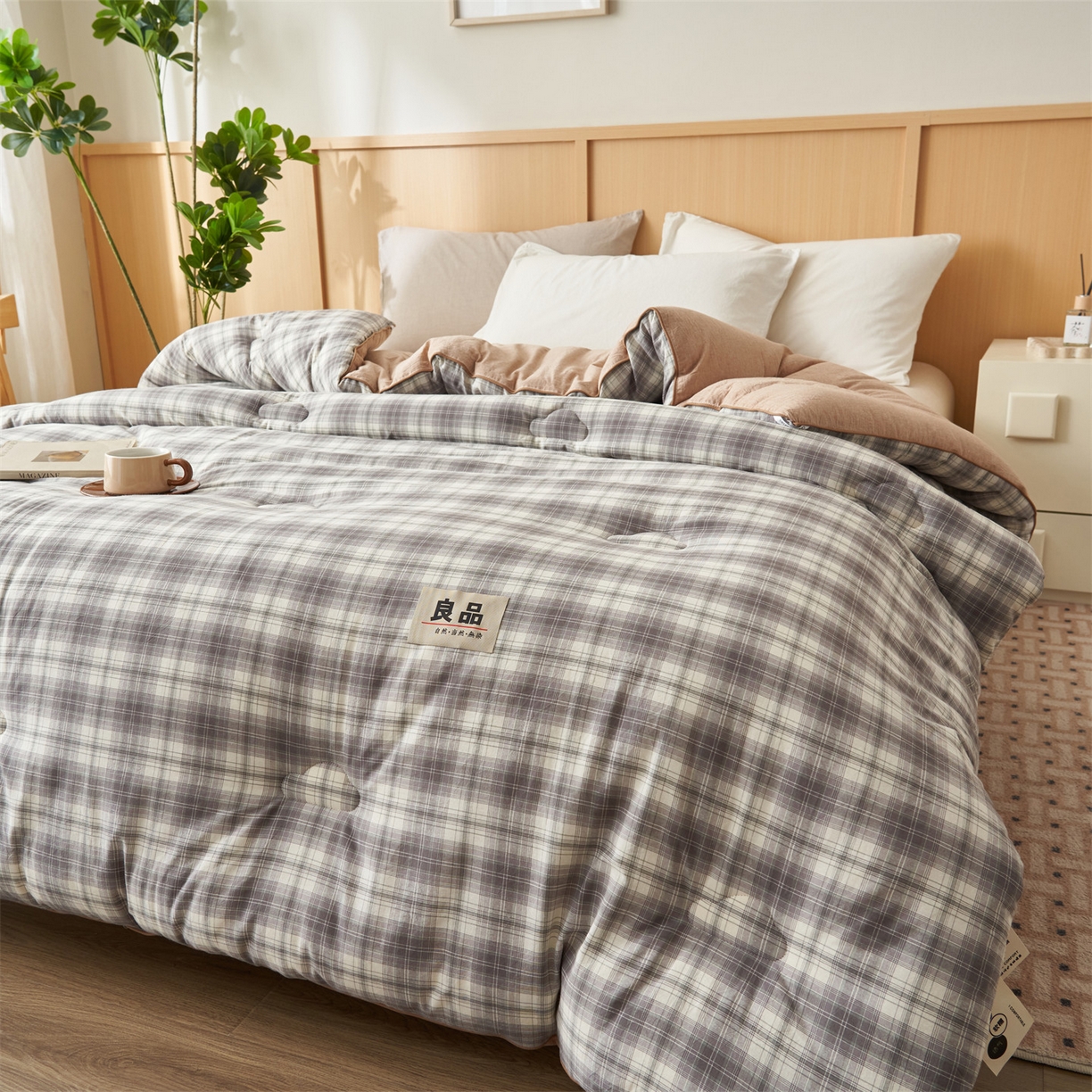 91家纺网 家纺一手货源 找家纺 恬思语家纺 2025秋冬新款色织格子里外全棉棉花冬被被子被芯 绅士灰