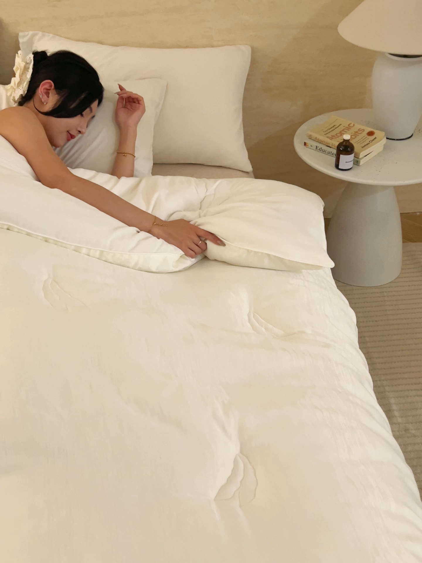 91家纺网 家纺一手货源 找家纺 （总）恬思语家纺 2025秋冬新款银丝大提花55%大豆冬被被子被芯