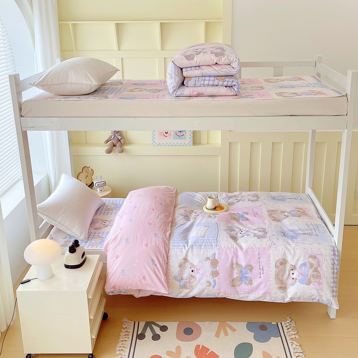 91家纺网 家纺一手货源 找家纺 金鑫汇家纺2025新款全棉纯棉宿舍印花学生宿舍上下铺三件套单被套 熊熊精灵