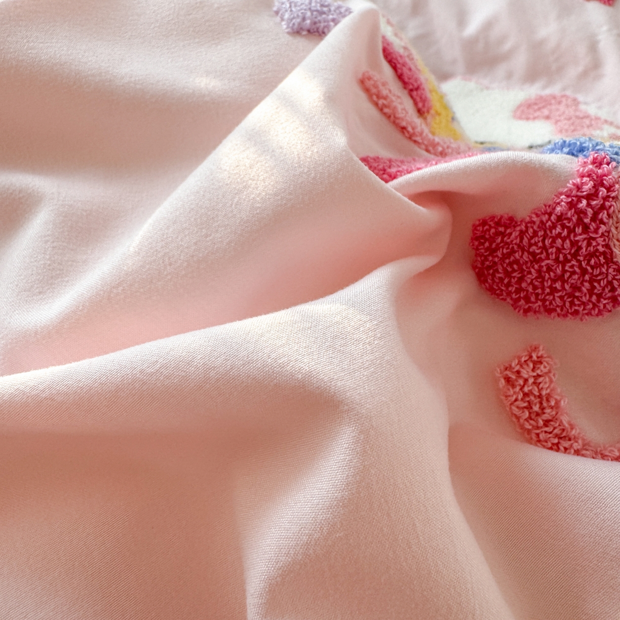 91家纺网 家纺一手货源 找家纺 （总）一霖家纺 2025新款高克重云朵棉毛巾绣印绣四件套-小清新系列-第三波