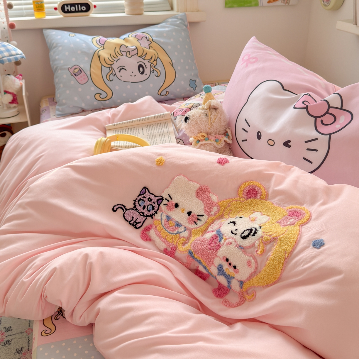 91家纺网 家纺一手货源 找家纺 一霖家纺 2025新款高克重云朵棉毛巾绣印绣四件套-小清新系列-第三波 美少女战士-粉