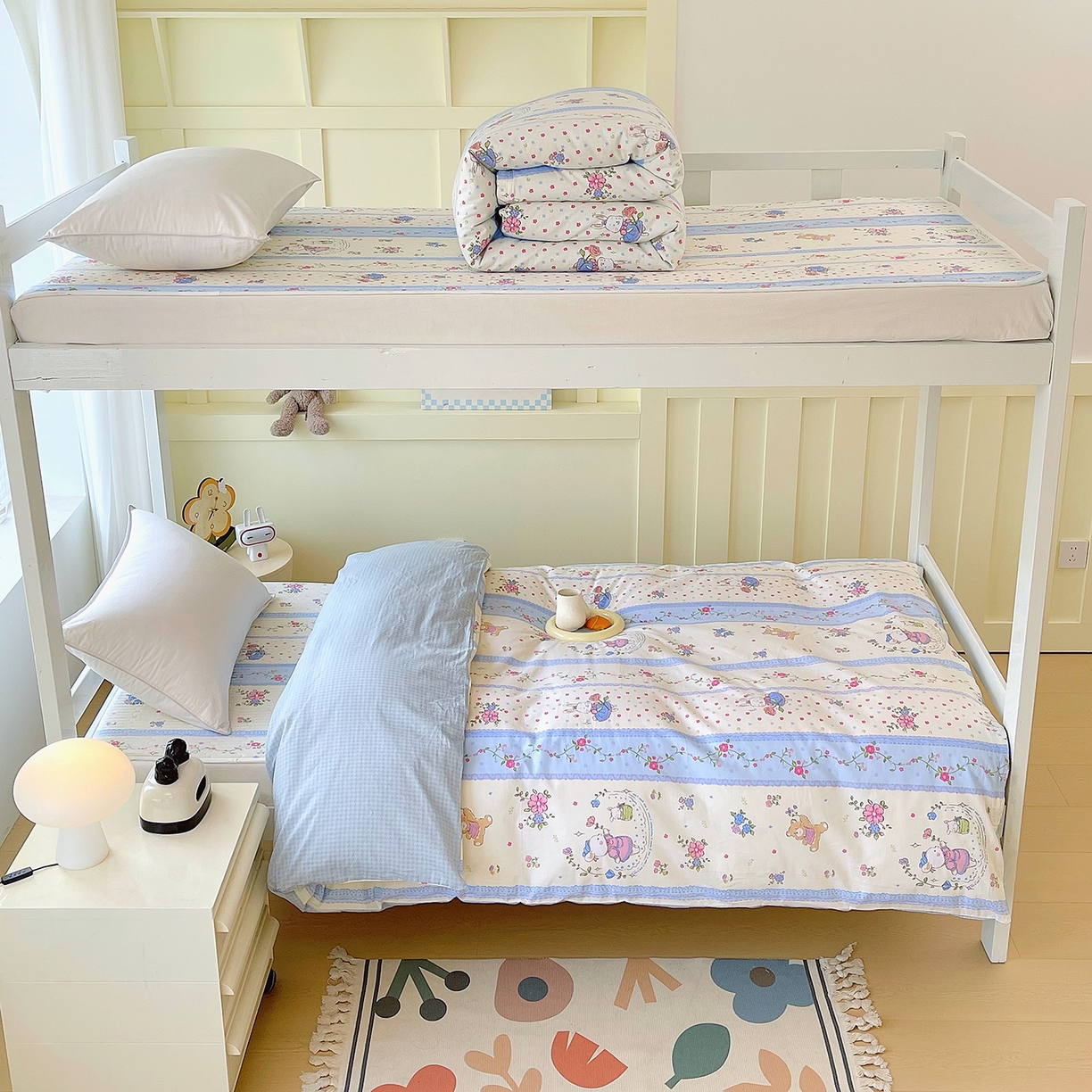 91家纺网 家纺一手货源 找家纺 金鑫汇家纺2025新款全棉纯棉宿舍印花学生宿舍上下铺三件套单被套 快乐萌兔