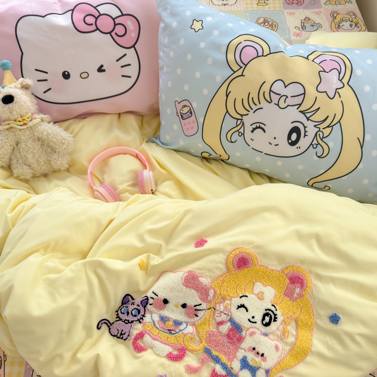 91家纺网 家纺一手货源 找家纺 一霖家纺 2025新款高克重云朵棉毛巾绣印绣四件套-小清新系列-第三波 美少女战士-黄