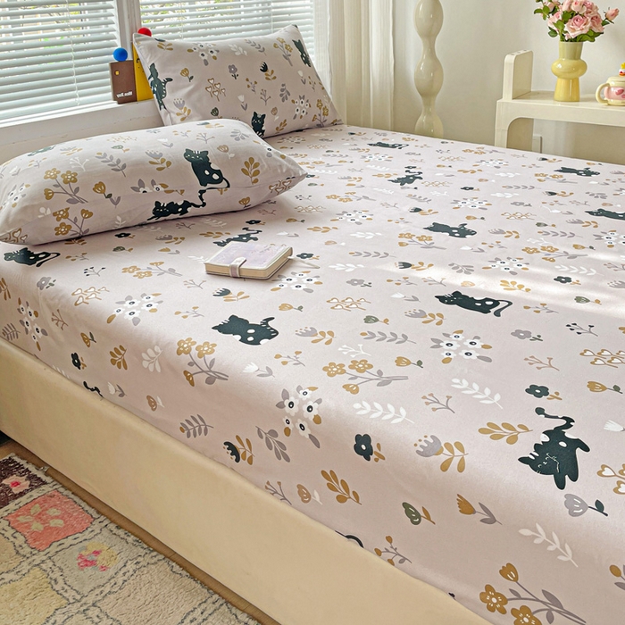 91家纺网 家纺一手货源 找家纺 极梦家纺 2025新款磨毛植物羊绒印花单床笠三件套学生宿舍 丛林猫床笠款