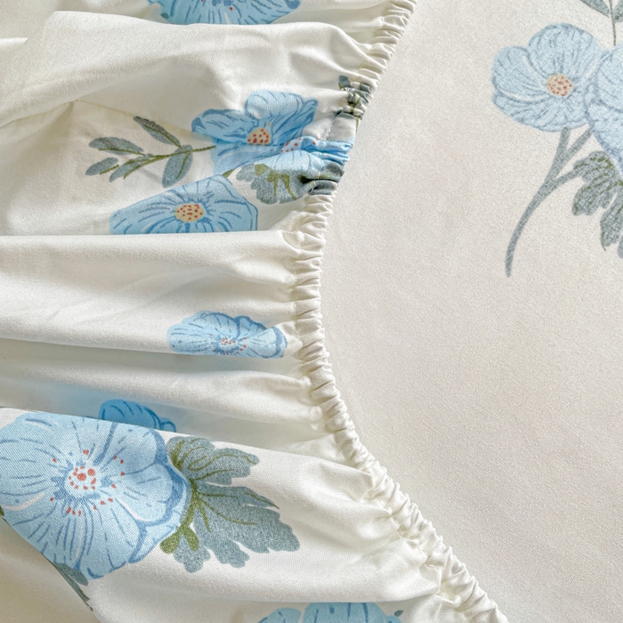 91家纺网 家纺一手货源 找家纺 极梦家纺 2025新款磨毛植物羊绒印花单床笠三件套学生宿舍 蓝樱花语床笠款