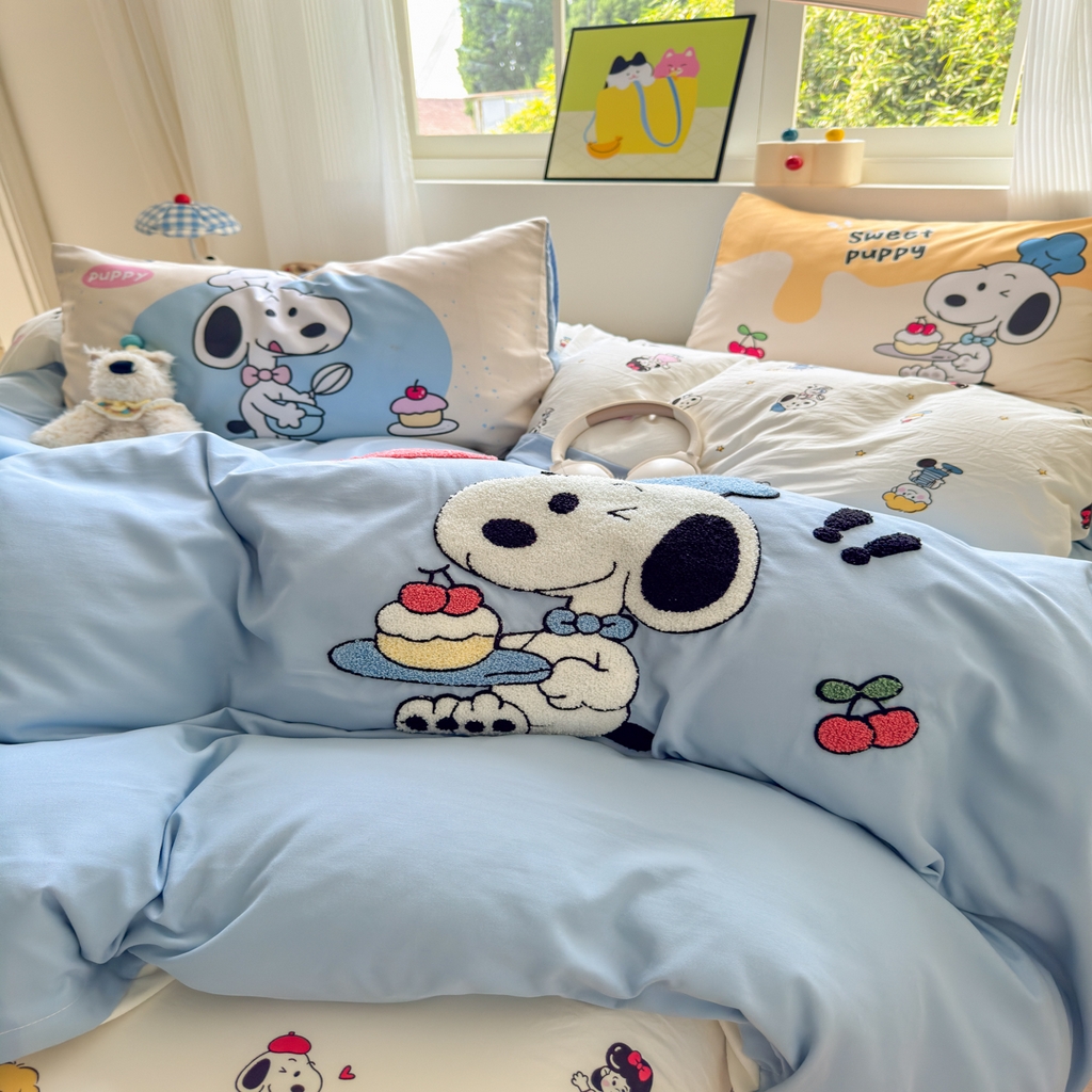 91家纺网 家纺一手货源 找家纺 一霖家纺 2025新款高克重云朵棉毛巾绣印绣四件套-小清新系列-第三波 小努比