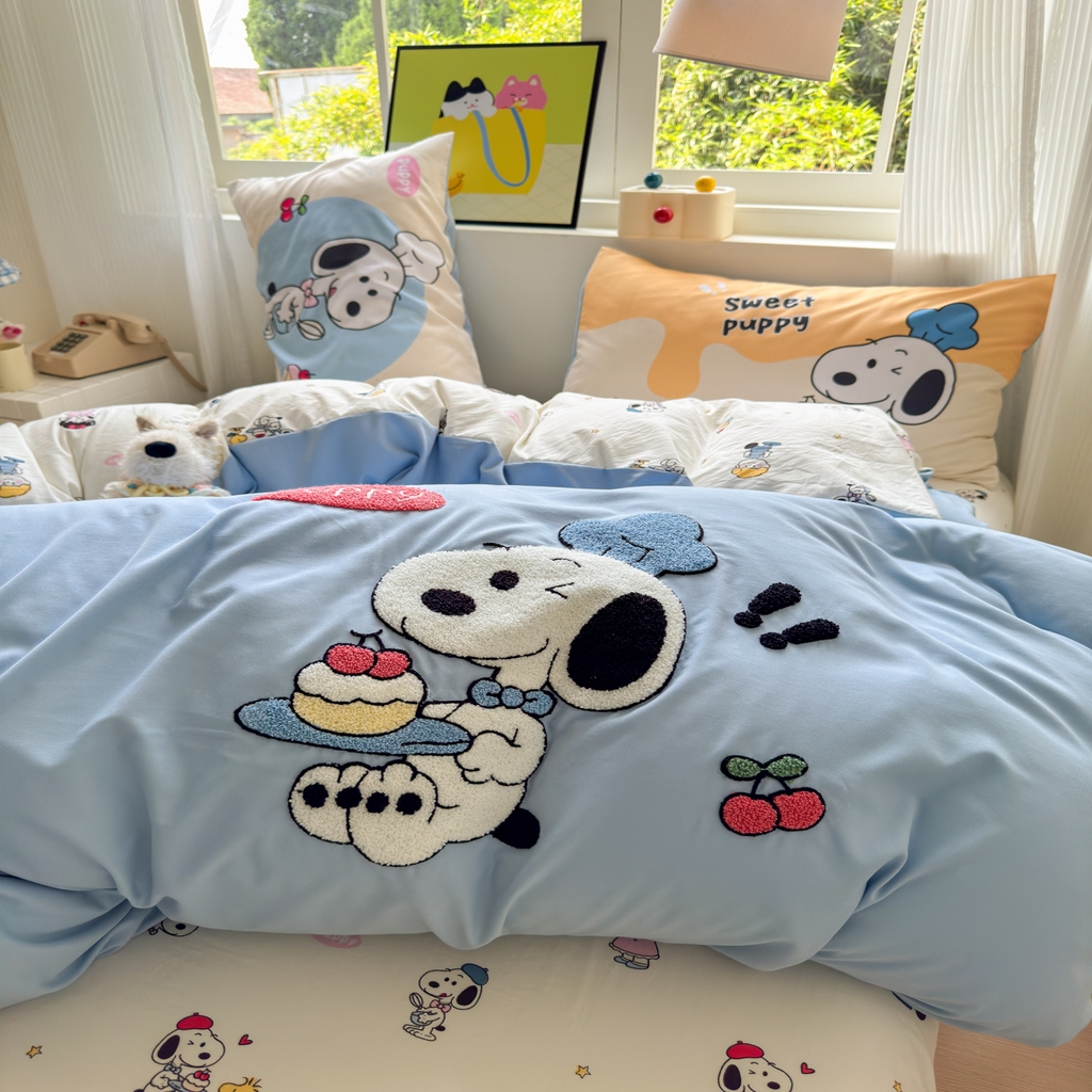 91家纺网 家纺一手货源 找家纺 一霖家纺 2025新款高克重云朵棉毛巾绣印绣四件套-小清新系列-第三波 小努比