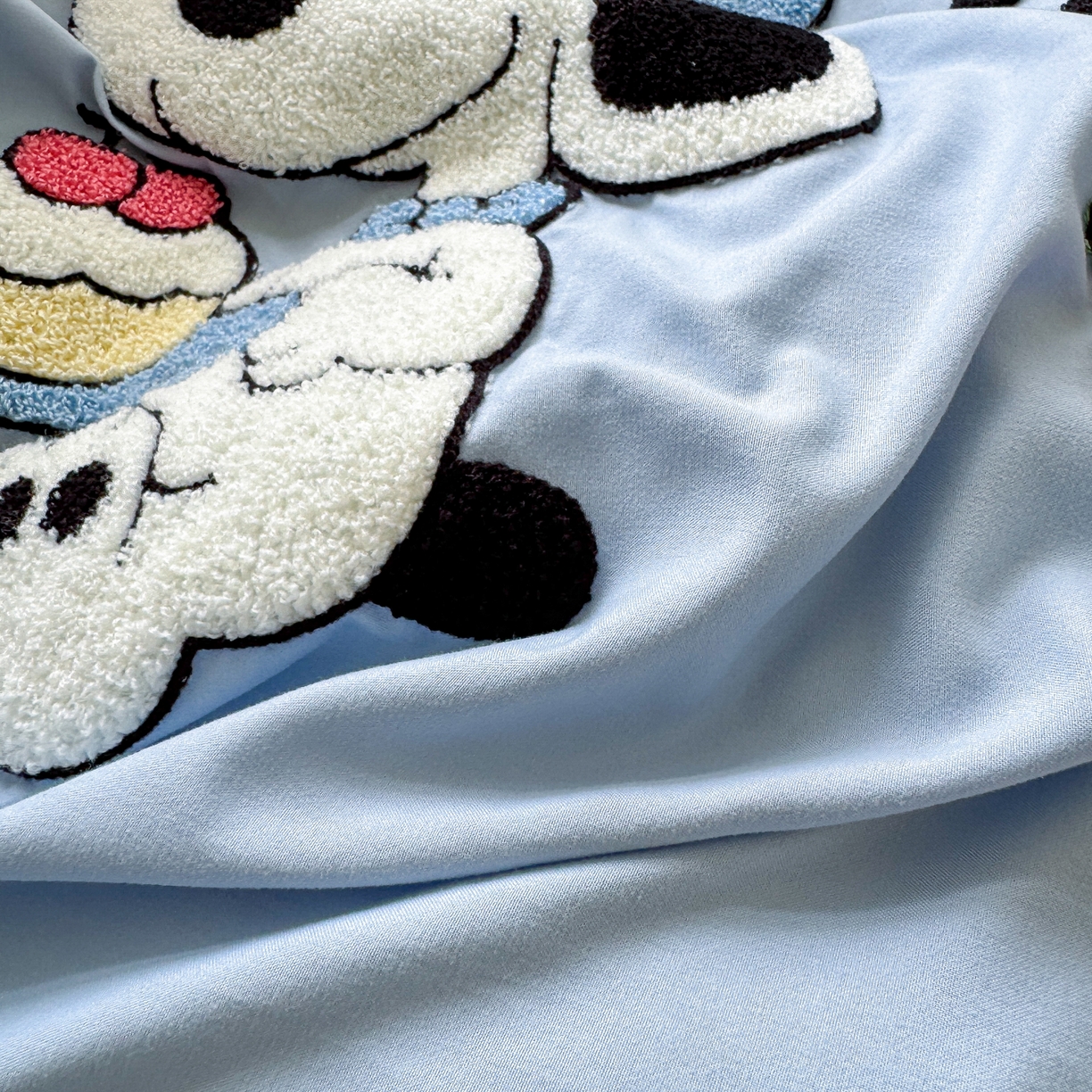 91家纺网 家纺一手货源 找家纺 一霖家纺 2025新款高克重云朵棉毛巾绣印绣四件套-小清新系列-第三波 小努比