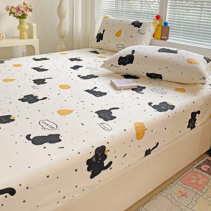 91家纺网 家纺一手货源 找家纺 极梦家纺 2025新款磨毛植物羊绒印花单床笠三件套学生宿舍 南瓜小猫床笠款