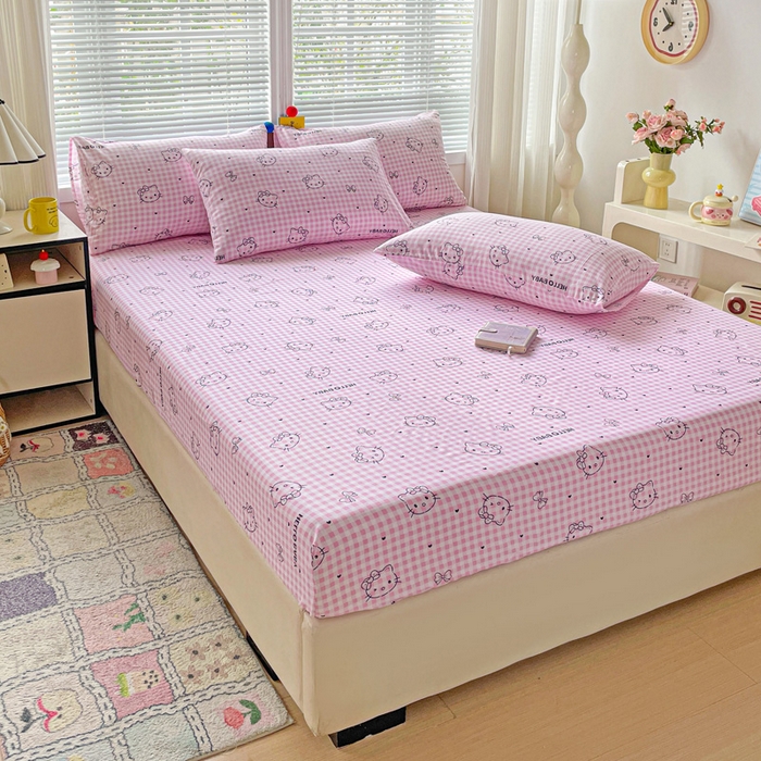 91家纺网 家纺一手货源 找家纺 极梦家纺 2025新款磨毛植物羊绒印花单床笠三件套学生宿舍 线条kt猫粉床笠款