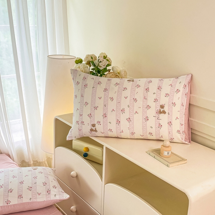 91家纺网 家纺一手货源 找家纺 雅阁尔家纺 2025新款直播小红书ins风针织提花双层纱美式碎花简约床单单品单床单+枕套 花园小熊