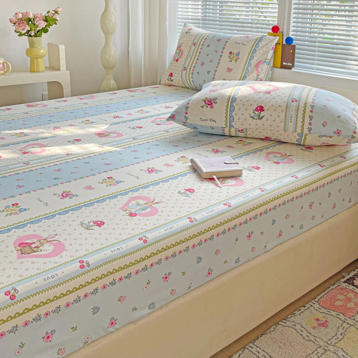 91家纺网 家纺一手货源 找家纺 极梦家纺 2025新款磨毛植物羊绒印花单床笠三件套学生宿舍 小兔蘑菇床笠款