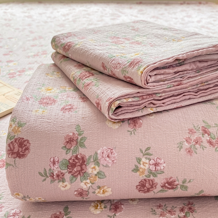 91家纺网 家纺一手货源 找家纺 雅阁尔家纺 2025新款直播小红书ins风针织提花双层纱美式碎花简约床单单品单床单+枕套 玫瑰物语