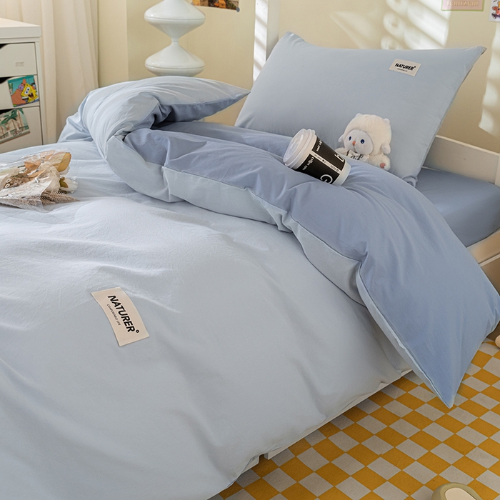 91家纺网 家纺一手货源 找家纺 佳汐蓝家纺 2025新款A类全棉水洗棉学生三件套 贴标-天空蓝+海青