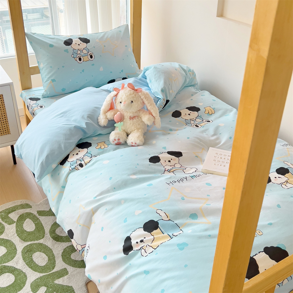 91家纺网 家纺一手货源 找家纺 名兮2025新款全棉纯棉13372学生床多件套 斑点狗