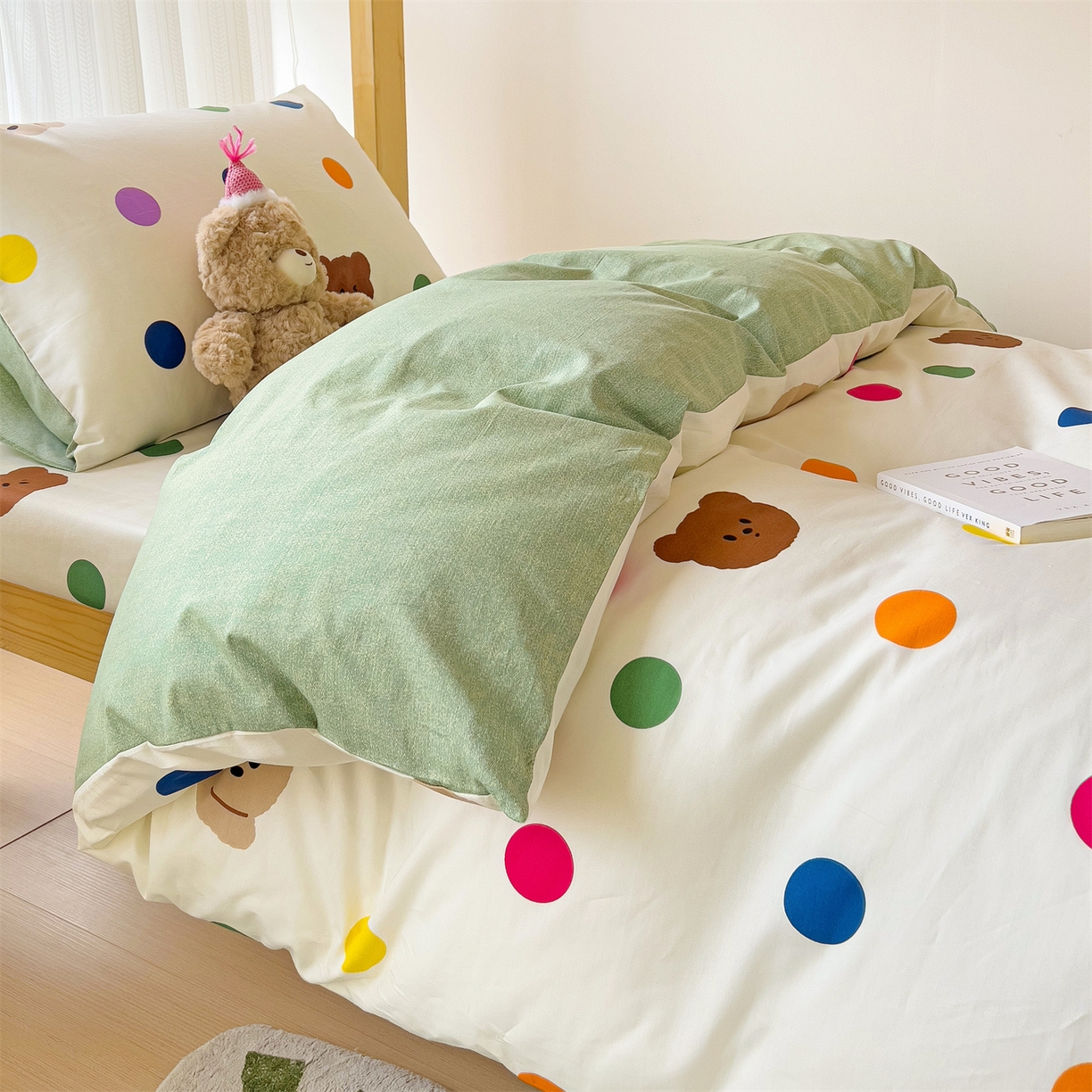 91家纺网 家纺一手货源 找家纺 名兮2025新款全棉纯棉13372学生床多件套 波点小熊