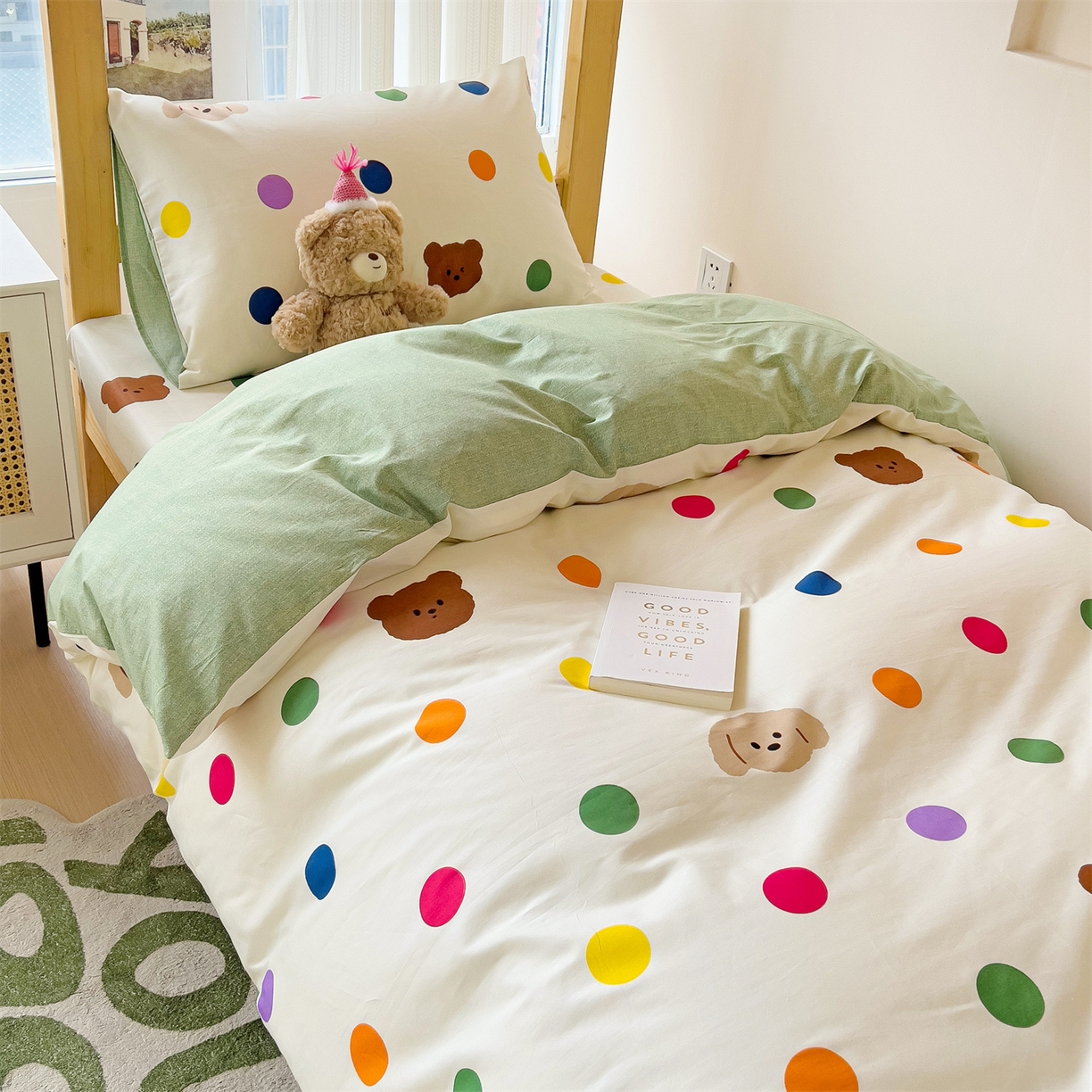 91家纺网 家纺一手货源 找家纺 名兮2025新款全棉纯棉13372学生床多件套 波点小熊