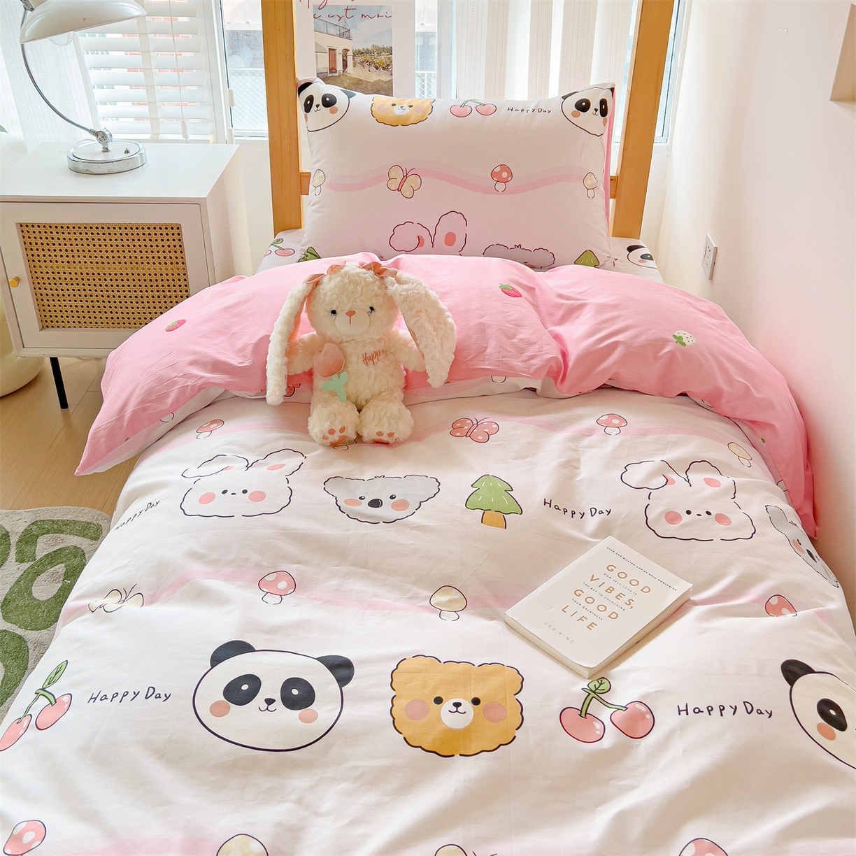 91家纺网 家纺一手货源 找家纺 名兮2025新款全棉纯棉13372学生床多件套 欢乐多多